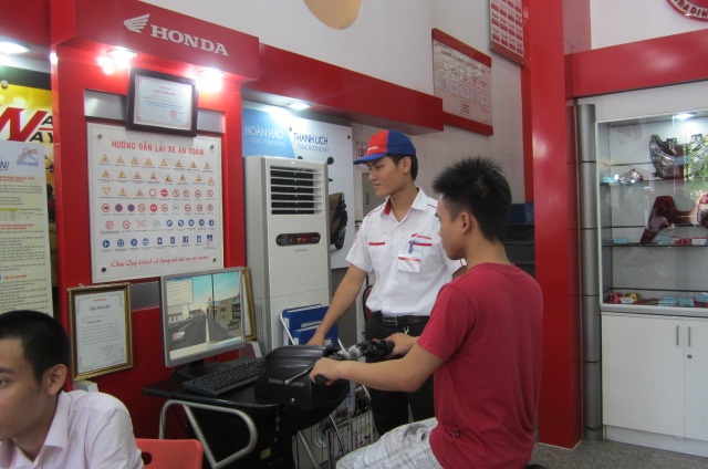 Honda Viet Nam tuyen duong cac HEAD xuat sac hinh anh
