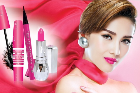 Hoang Yen: 'Chi can 10 phut de trang diem an tuong' hinh anh