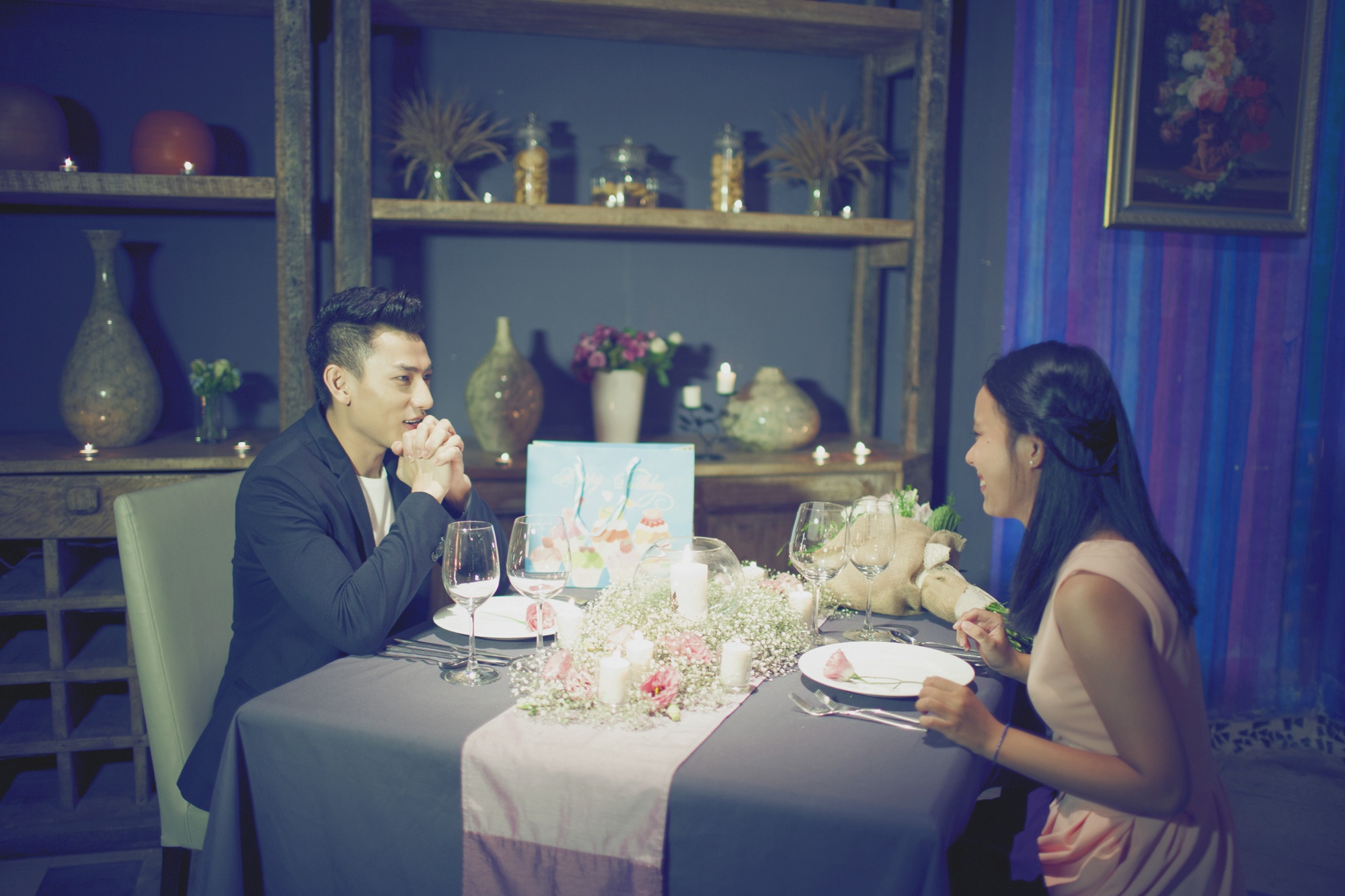 Isaac 365 don sinh nhat cung ban gai hinh anh