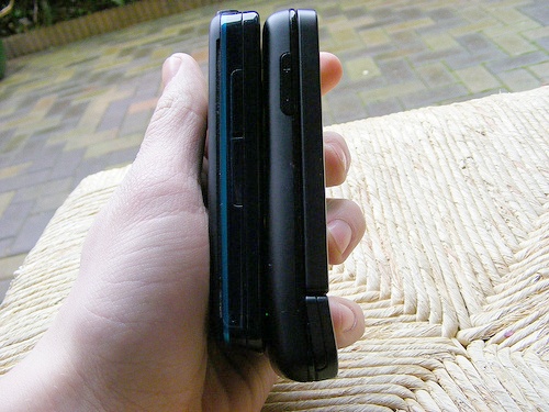 Ngoại hình lớn của smartphone cổ.