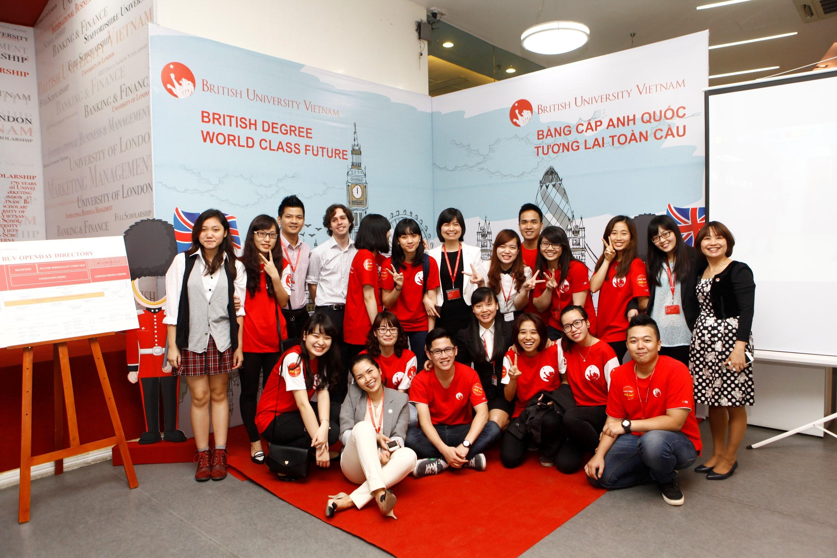 Chinh sach hoc phi tich cuc nam hoc 2014-2015 tai BUV hinh anh