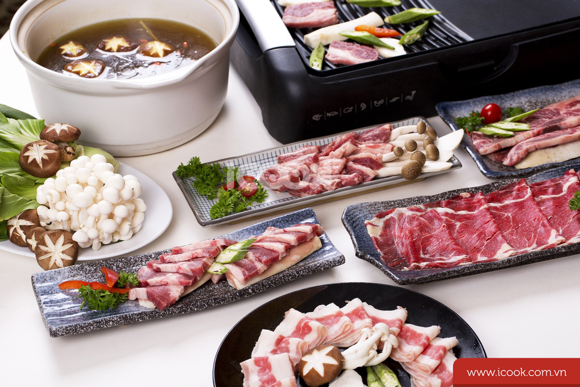 Các set lẩu nướng Icook hoàn chỉnh chỉ từ 80.000 đồng/người mang trải nghiệm tiệc nhà hàng tại nhà chuẩn vị bởi công thức bếp trưởng từ SumoBBQ, Kichi Kichi, Ashima.