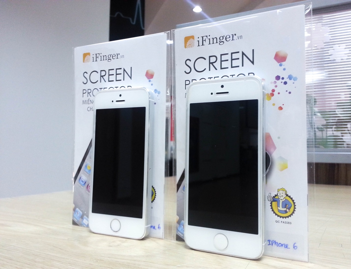 Miến dán màn hình iPhone 6 dùng cho màn hình 4,7 inch.