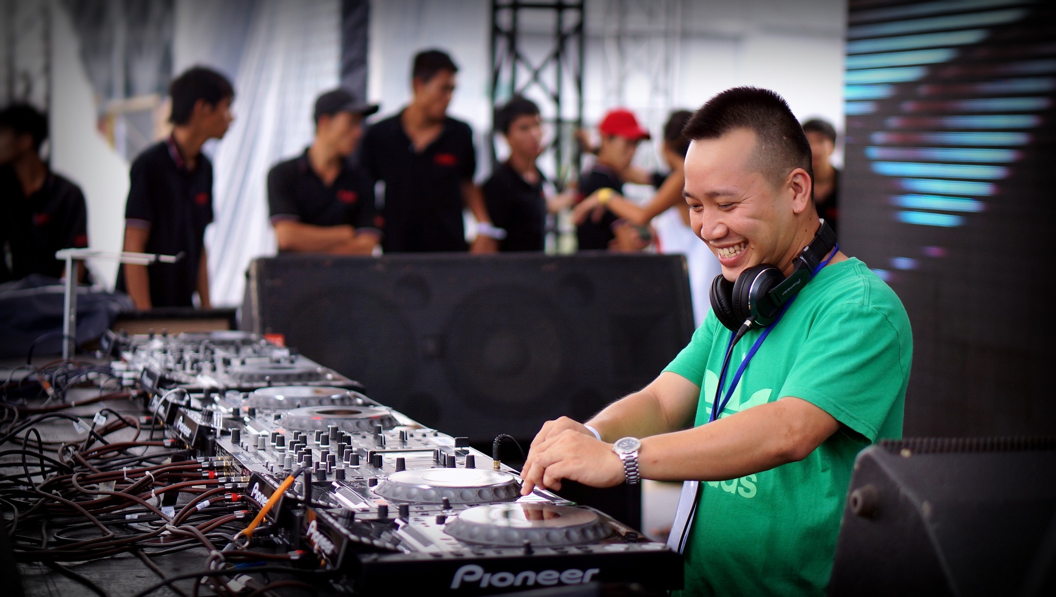 DJ Ngọc - giám khảo quốc tế đầu tiên Việt Nam bên hệ thông Fullset Nexus.