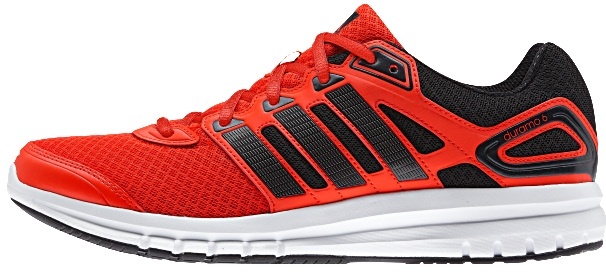 Bạn trẻ sẽ giảm thiểu các chấn thương khi luyện tập nhờ những công nghệ tiên tiến của hãng thể thao Đức.