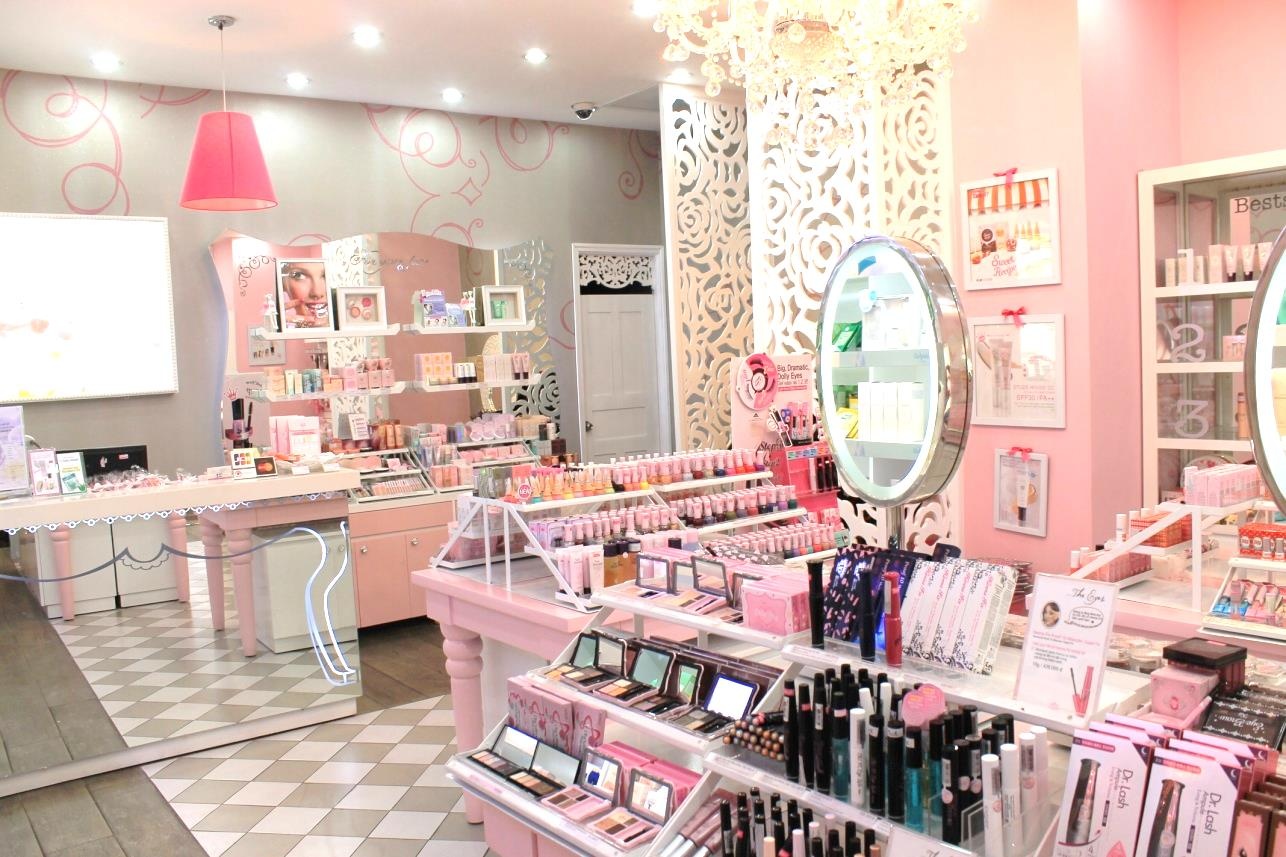 Thiết kế bên trong đáng yêu như phòng ở của công chúa.