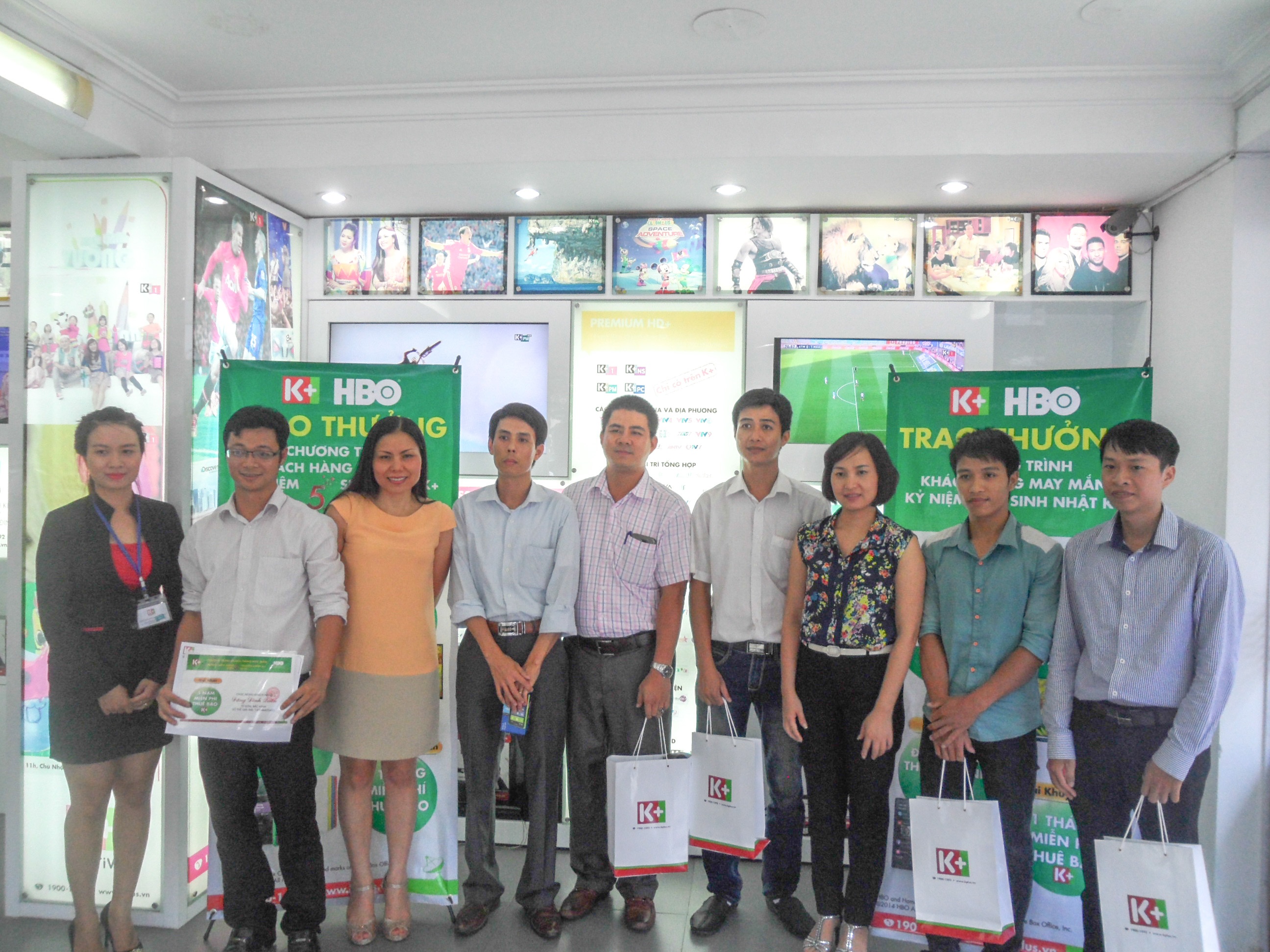 Lo dien 5 nguoi trung thuong xem K+ mien phi hinh anh