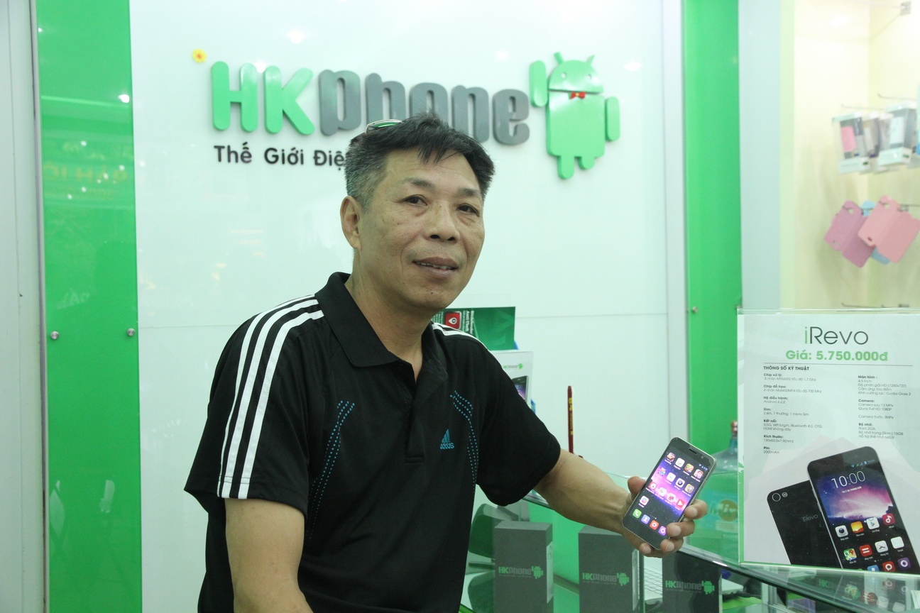 Chú Sơn tâm đắc camera của iRevo.