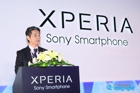 Đại diện Sony khai mạc sự kiện “Xperia - Sony Smartphone chính thức gia nhập Sony Electronics Việt Nam”.