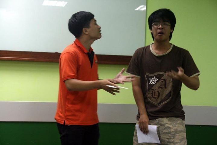 Tranh bien de dinh huong viec lam cho ban than hinh anh