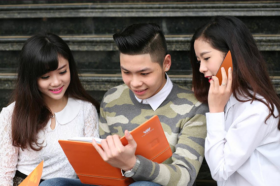 Vietnamobile uu dai lon sinh vien, hoc sinh Viet Nam hinh anh