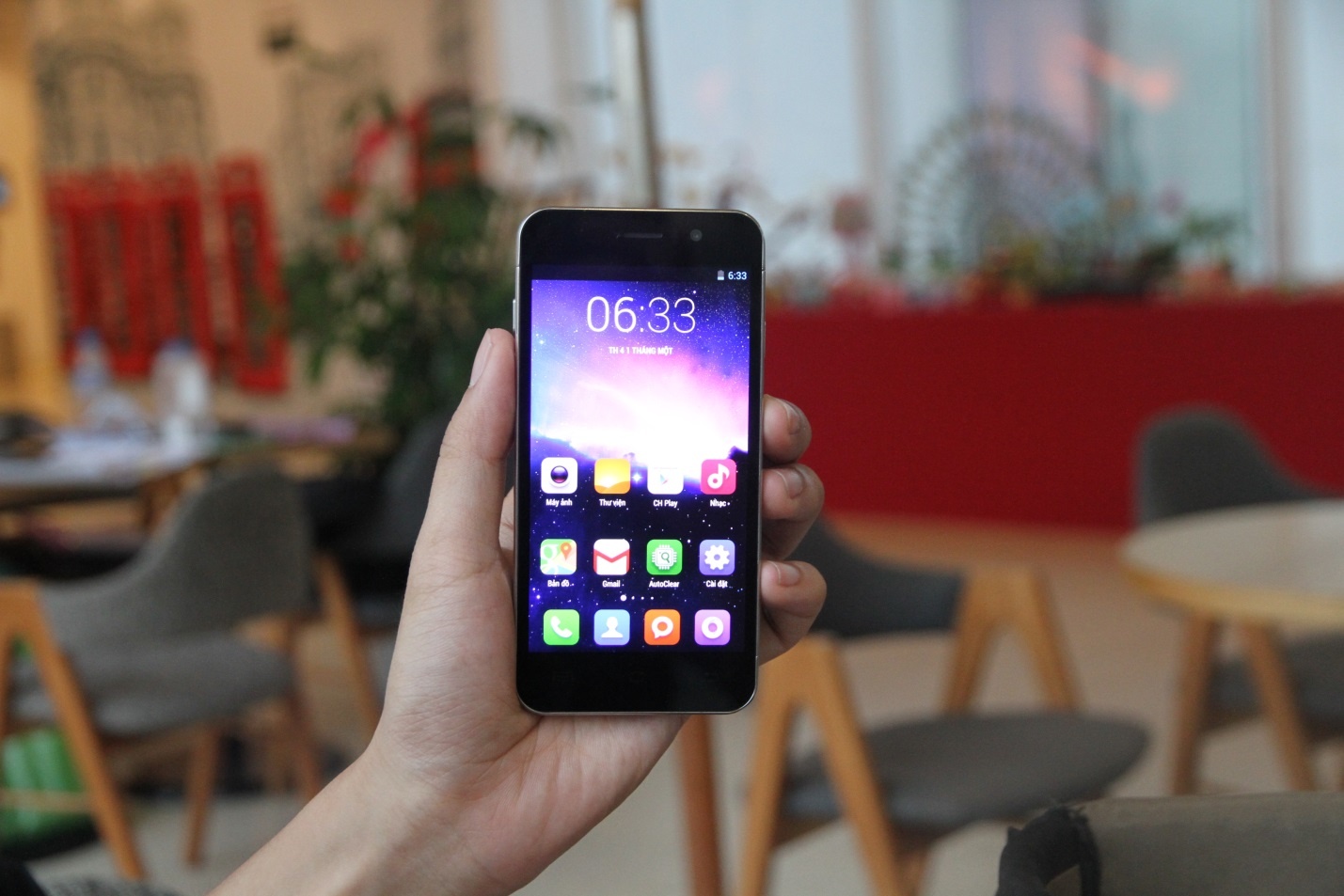 iRevo bất ngờ được bán với giá ưu đãi khi đang giữ doanh thu cao.