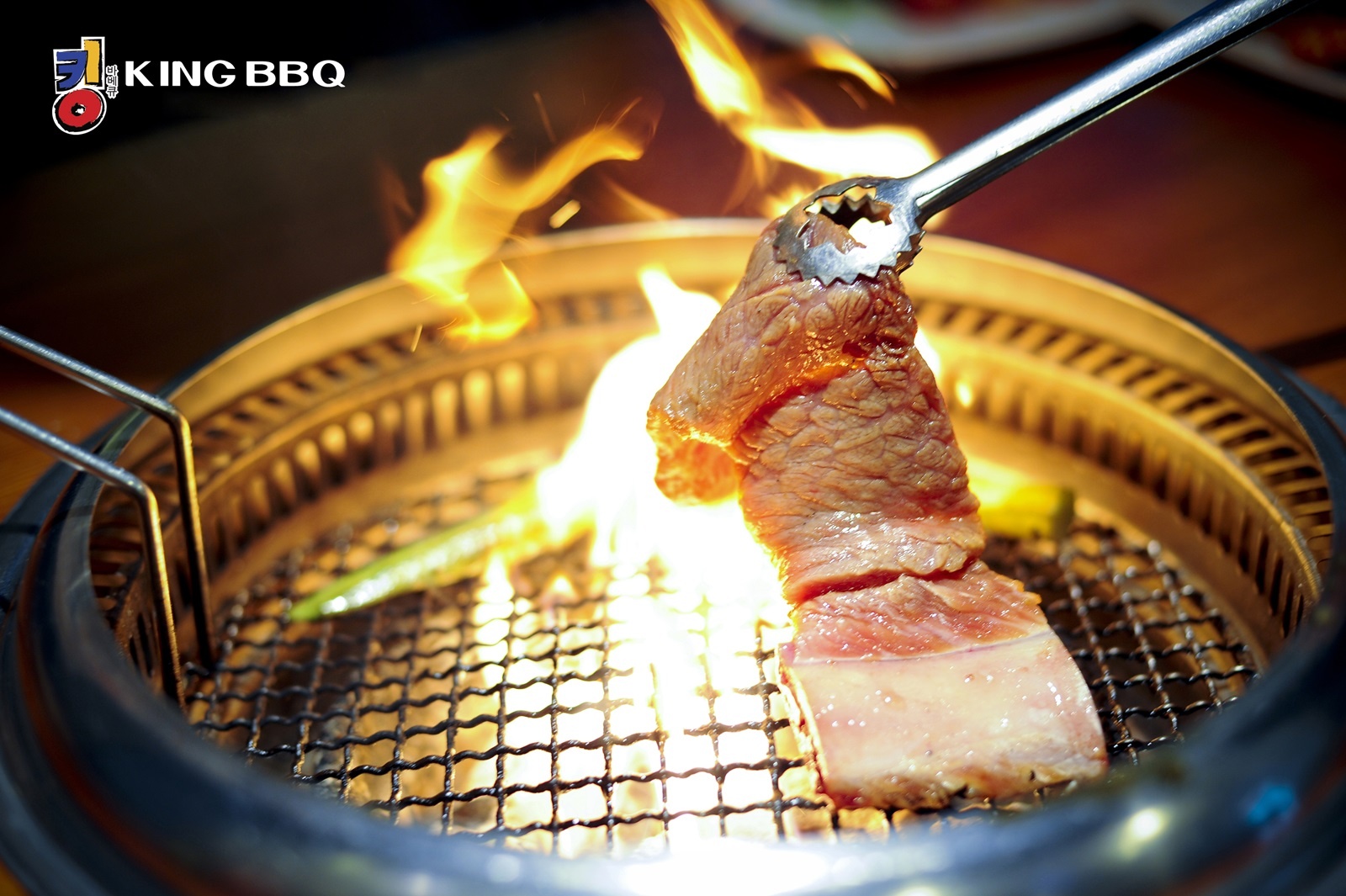 Bua trua Han Quoc gia chi tu 59.000 dong tai King BBQ hinh anh