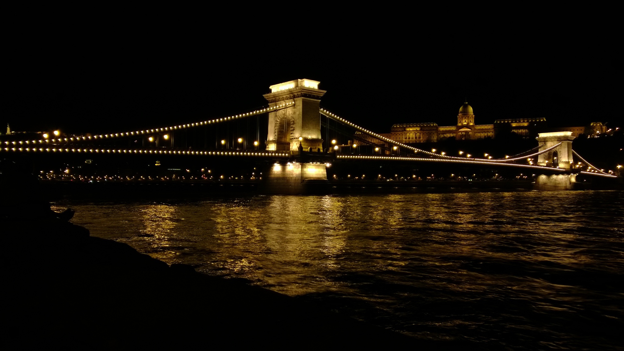 ‘Anh thieu sang’ - trao luu moi cua dan nhiep anh hinh anh