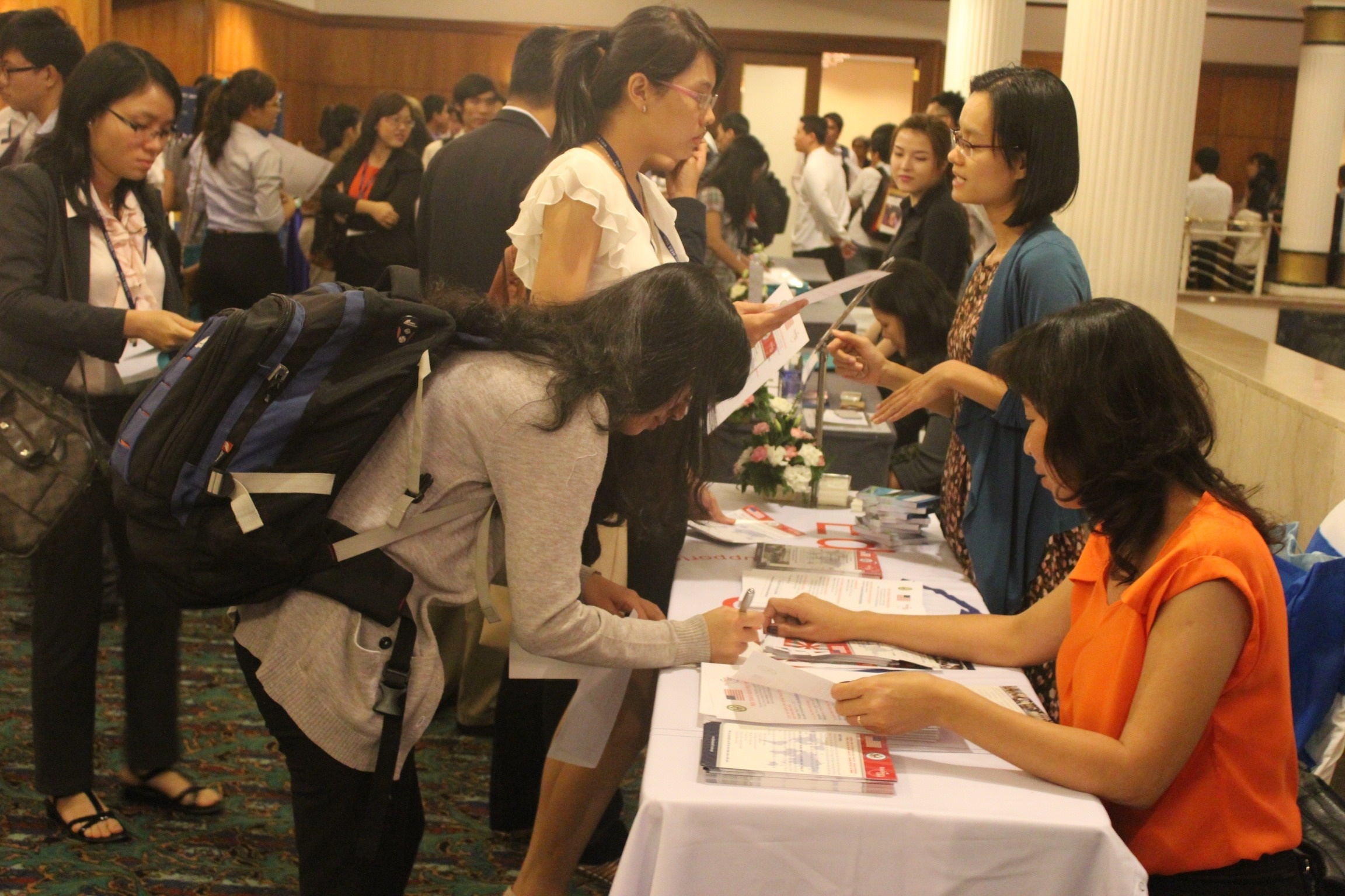 Nang tam tri thuc voi Viet MBA hinh anh