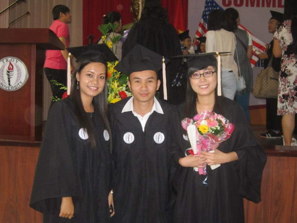 DH Troy dong hanh thuc hien nguyen vong du hoc tai cho hinh anh