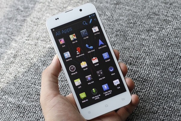 Ly do dien thoai HKPhone duoc yeu thich hinh anh