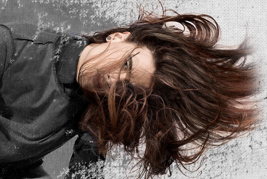 Pham Hoang Nam - khi toc thang hoa tren nen hoi hoa hinh anh