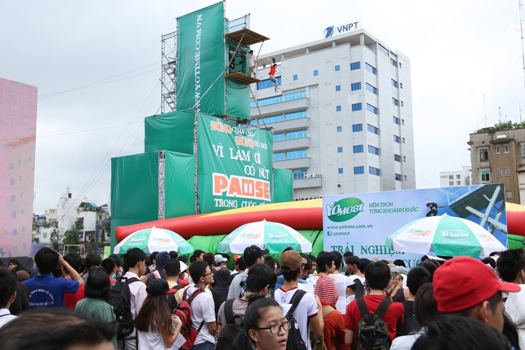 Ngay hoi 'YoTime Jump - Ban co dam nhay?' hinh anh