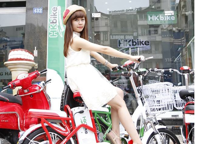 Xe dap dien an toan cho hoc sinh hinh anh