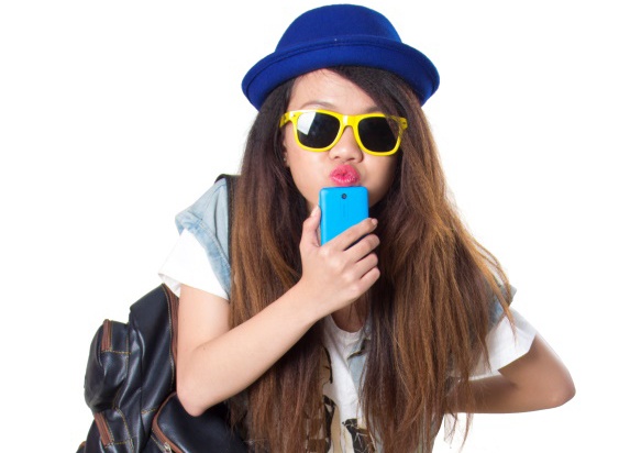 Xu huong thoi trang hot cho tan sinh vien hinh anh