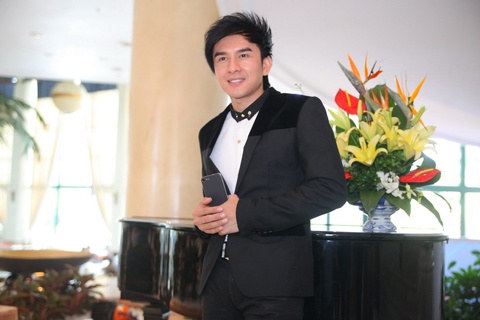 Ly do Dan Truong lua chon HKPhone hinh anh