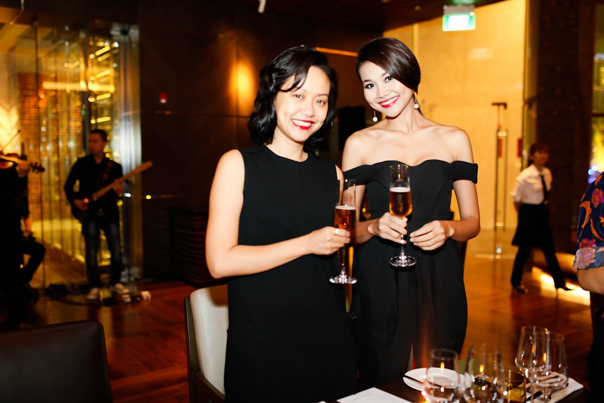 Tiec dac sac ben khu bep mo lon nhat Ha Noi hinh anh