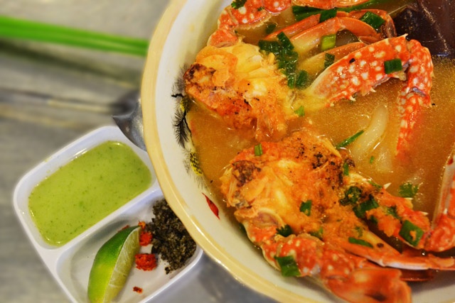 Banh canh ghe cuc chat tai Giang Ghe hinh anh