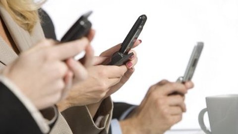 Ban muon gi o chiec dien thoai tuong lai? hinh anh