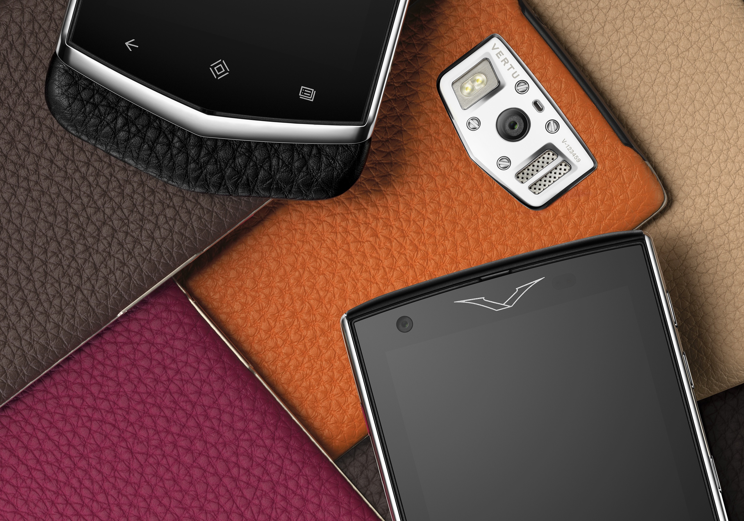 Chom sao moi cua Vertu hinh anh