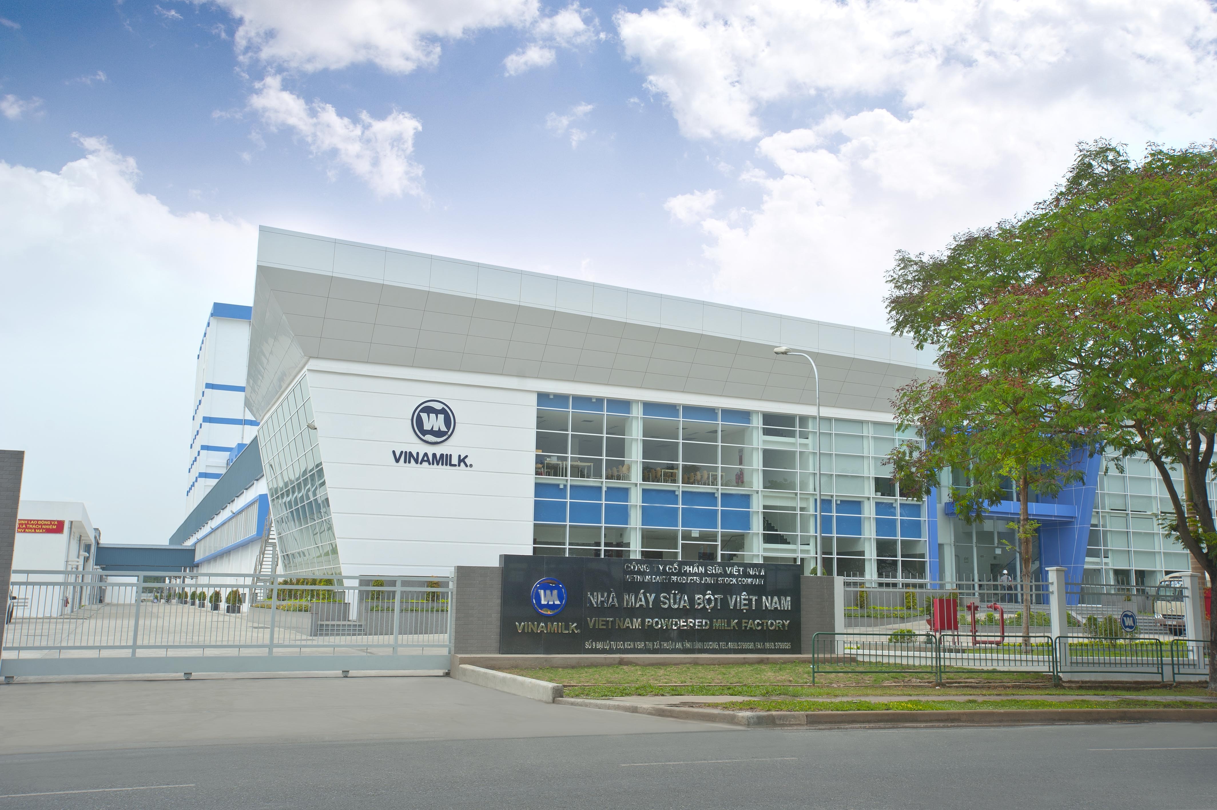 Vinamilk chi 1.500 ty mua sua tuoi tu nong dan nuoi bo sua hinh anh