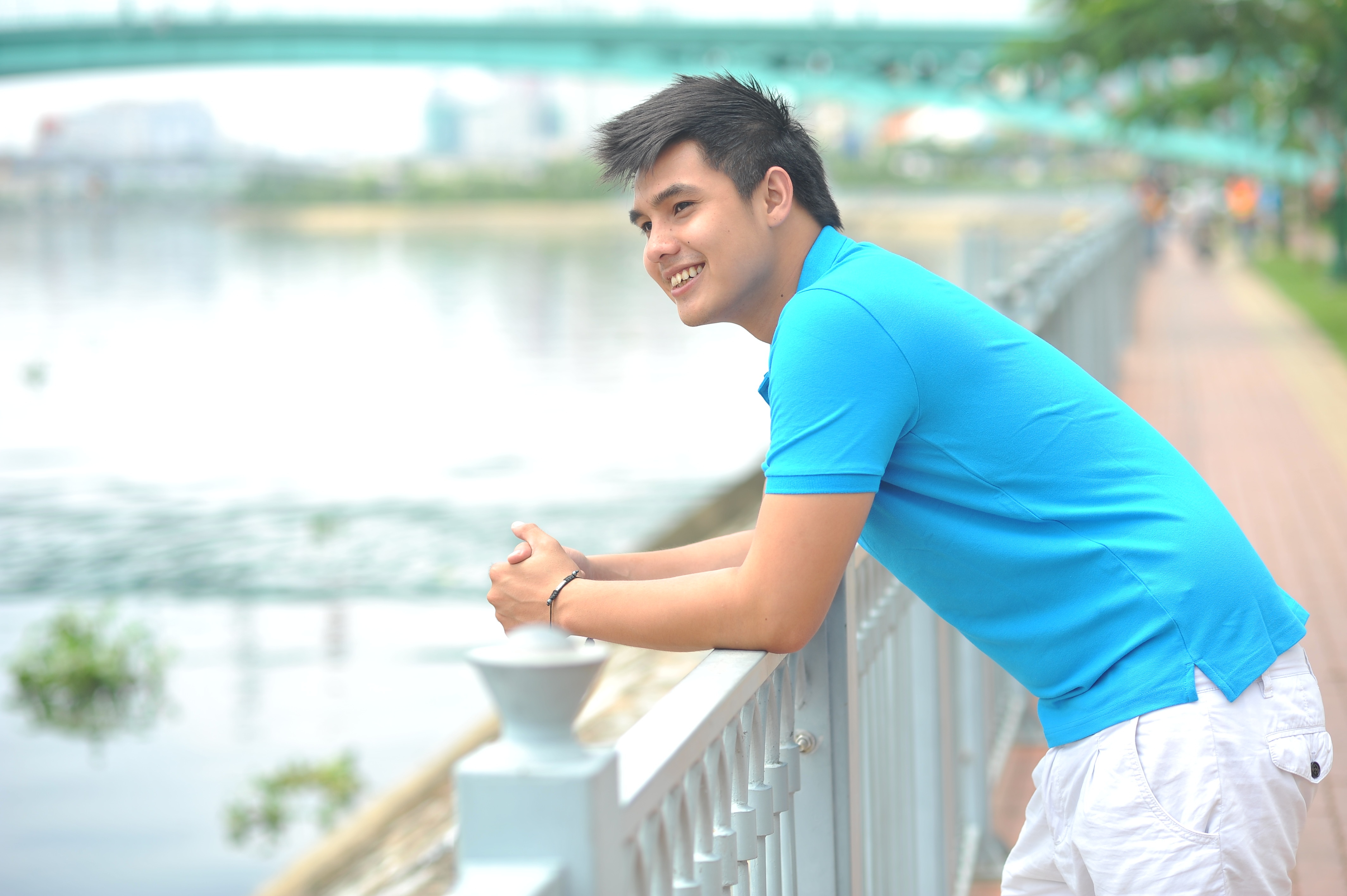 Baggio: 'Con gai cung nen co chut mau dan ong' hinh anh