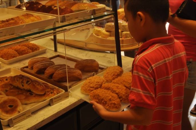 Banh Flosss cua BreadTalk chinh phuc khach hang hinh anh