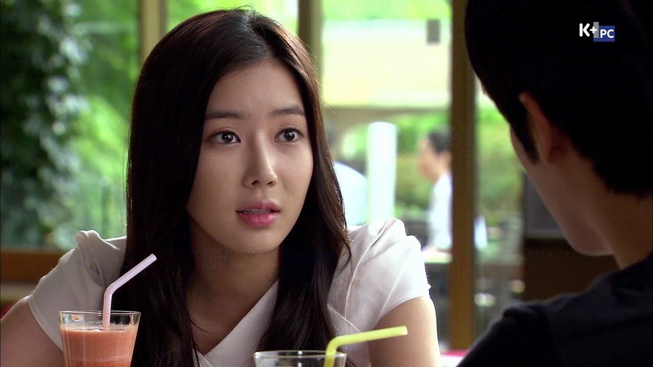 K+ khuyen mai manh dip cuoi nam hinh anh