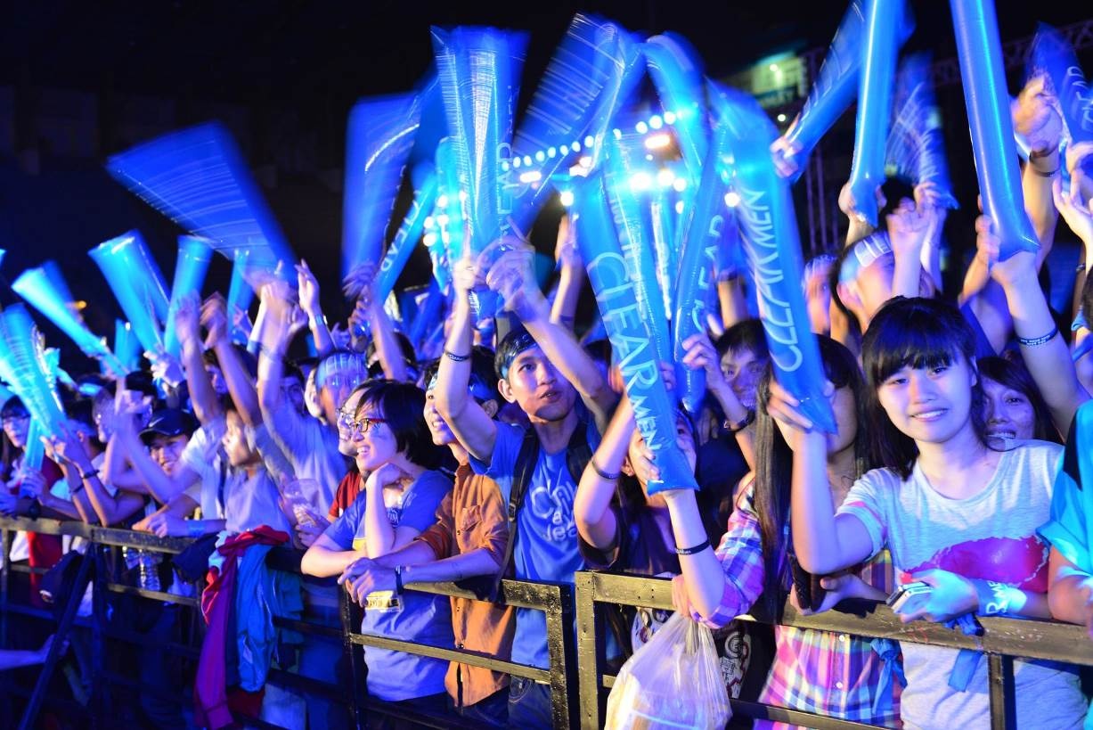 3 chang trai vang cua tang bong nghe thuat VN hinh anh