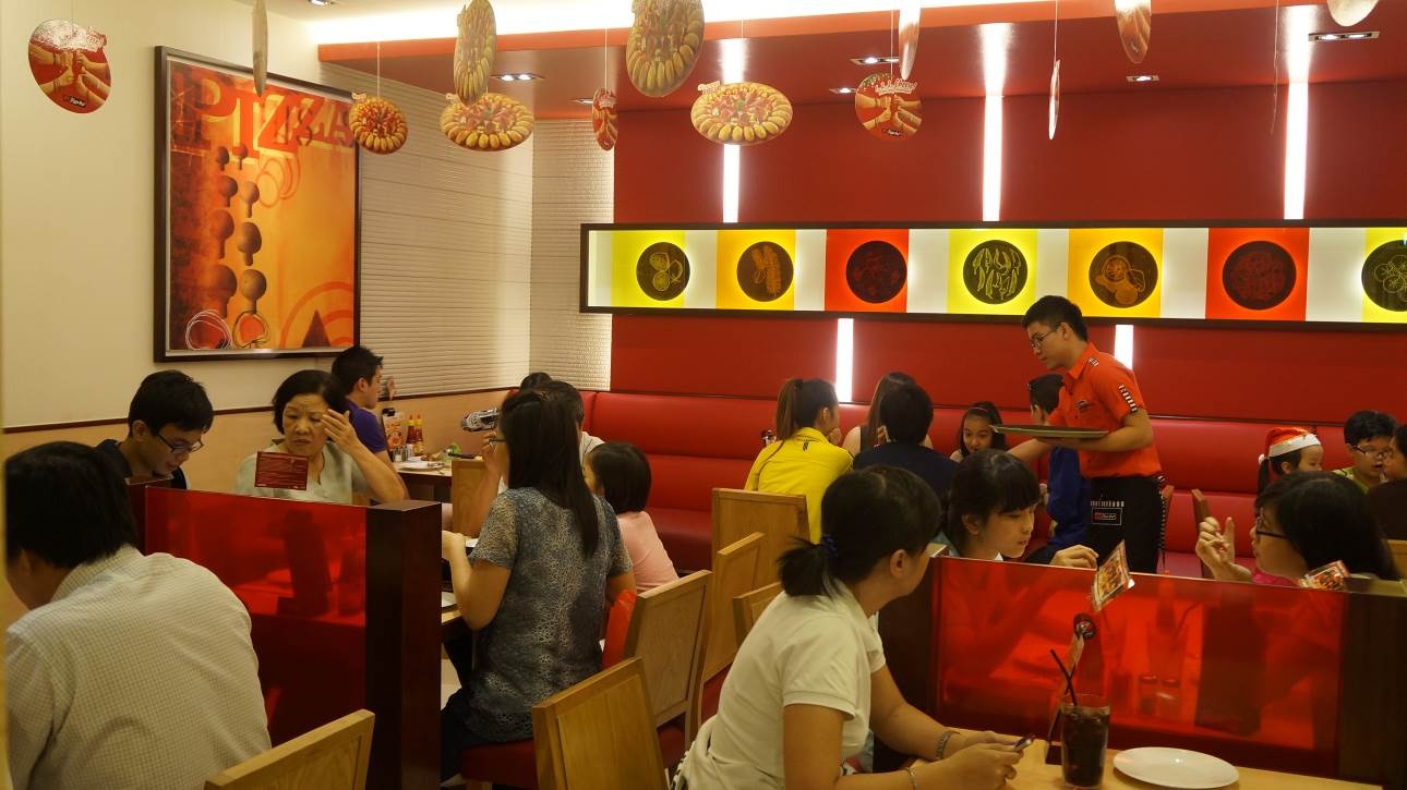 Pizza Hut khai truong nha hang thu 39 tai Binh Thanh hinh anh