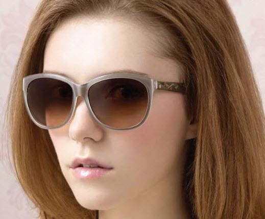 Mat kinh Jill Stuart tre trung, sanh dieu hinh anh