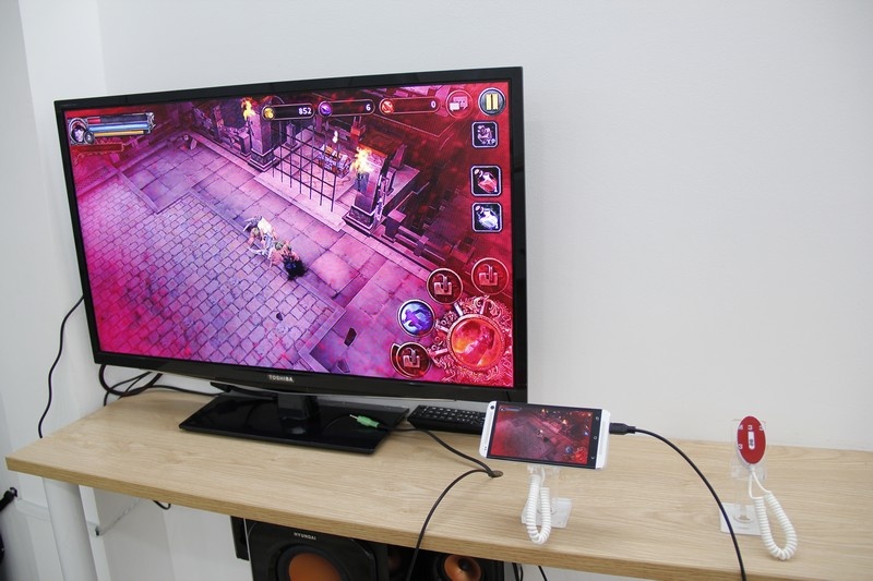 Ket noi MHL tren dien thoai la gi? hinh anh