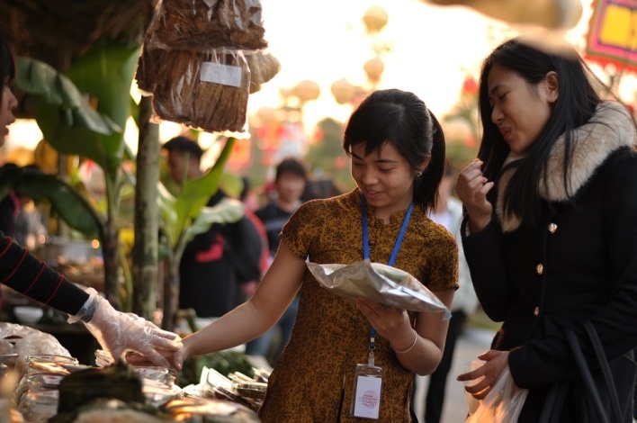 Nhung net dep cua phien cho Tet xua hinh anh