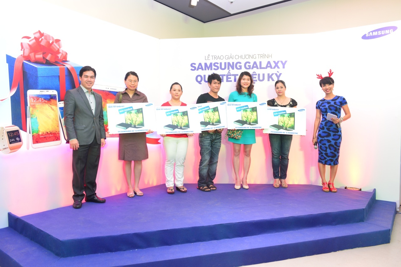 Uu dai hap dan 'Samsung Galaxy - Qua Tet dieu ky' hinh anh