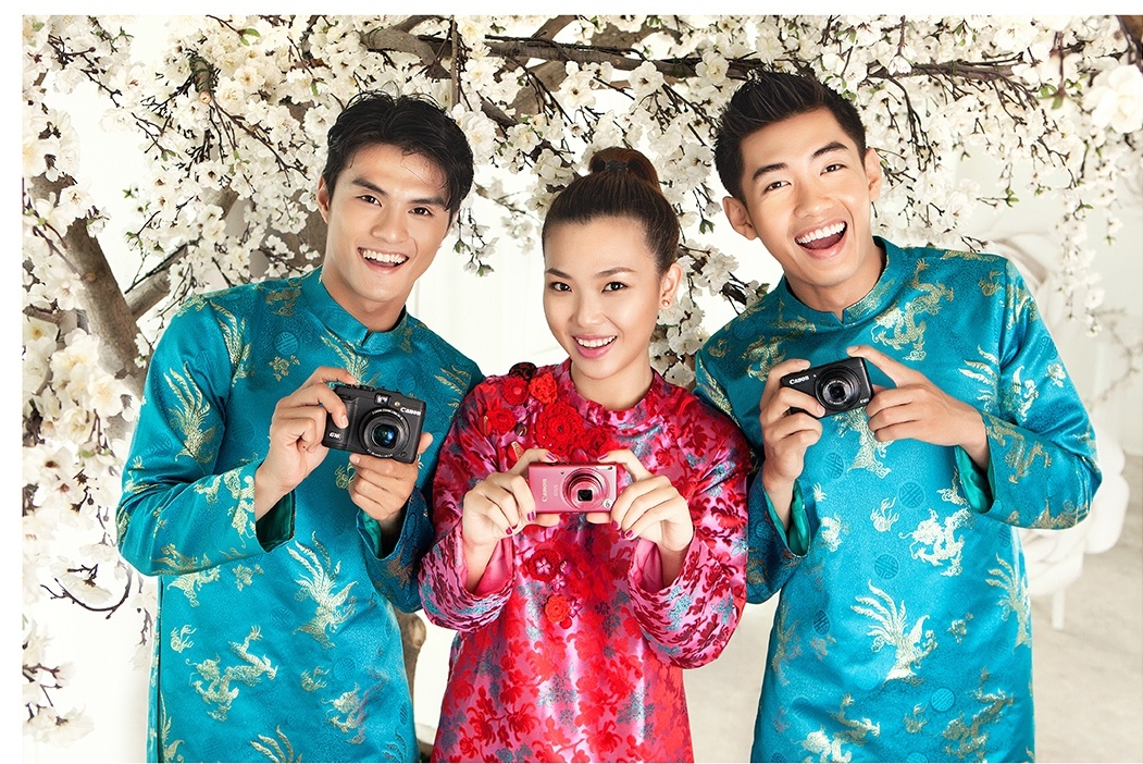 Vinh Hai - Quang Dang dien ao dai don Tet hinh anh