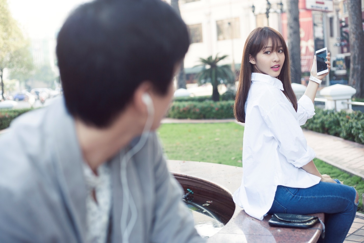 Huynh Anh - Kha Ngan cap ke dip le Tinh nhan hinh anh