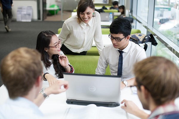 Hoc bi kip luyen thi IELTS tai RMIT Viet Nam hinh anh