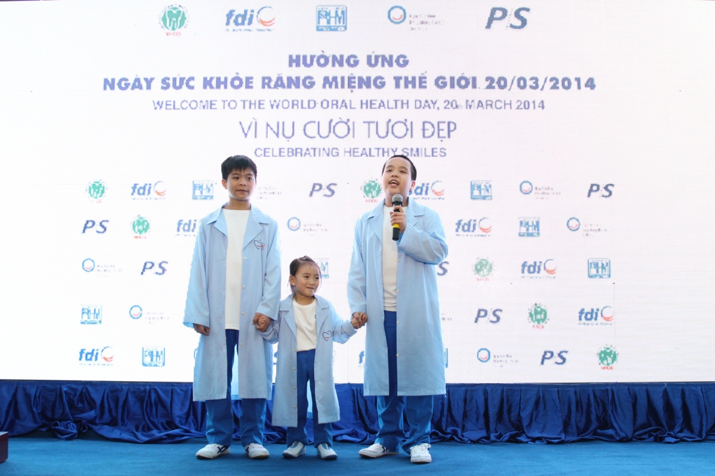 Cu dan mang thich thu truoc su tro lai cua Do Nhat Nam hinh anh