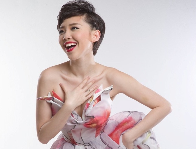 Toc Tien thoi truong thanh va quyen ru hinh anh