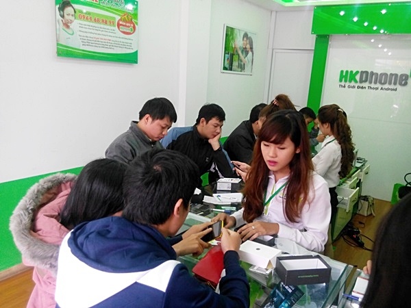 RACER - giai phap kinh te cho nguoi dung Viet hinh anh