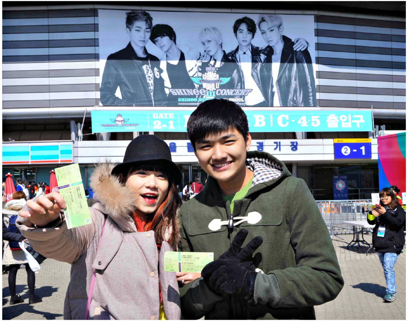 Dai su O’Star kham pha vu dao Kpop voi SHINee show hinh anh