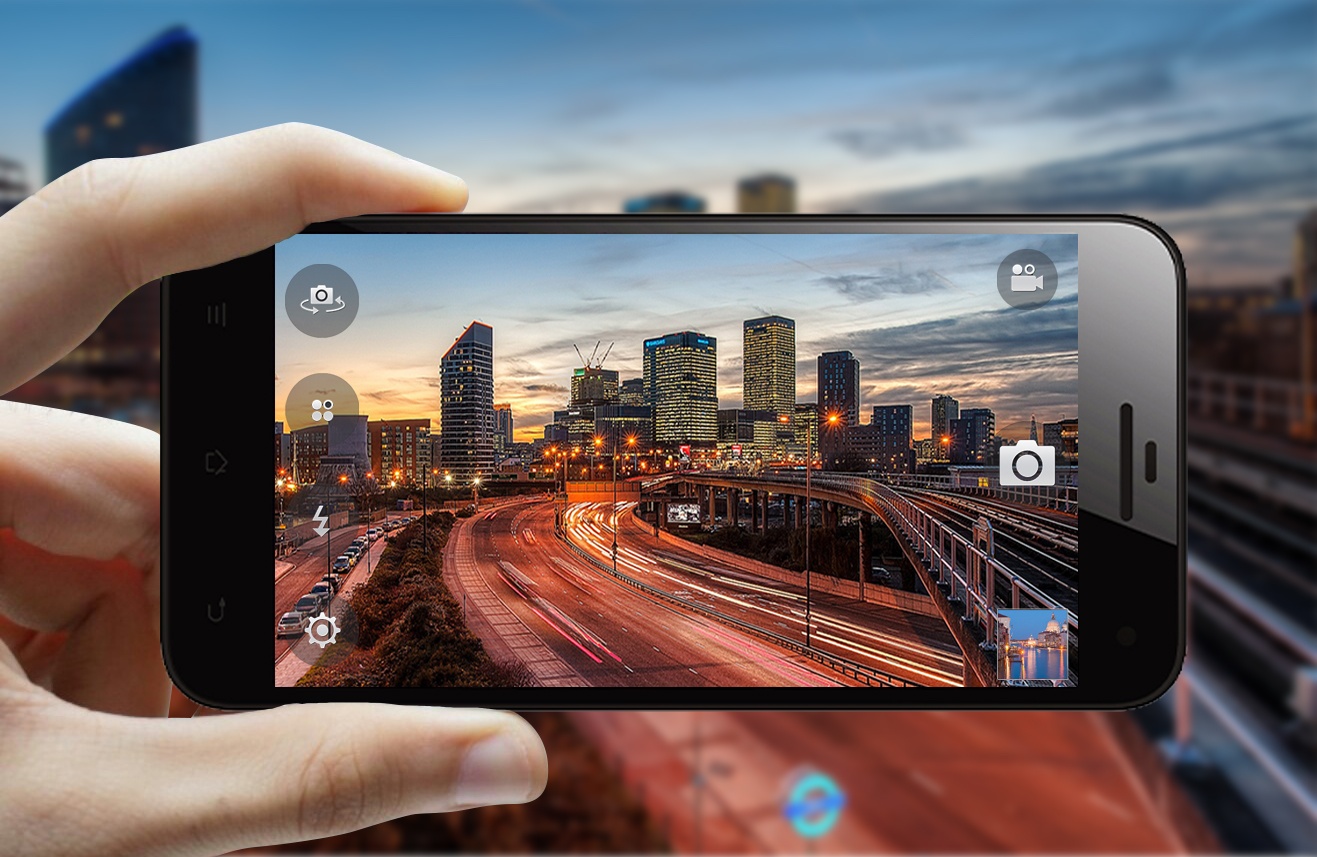 Ra mat Skyphone Like 8 nhan gia re hinh anh