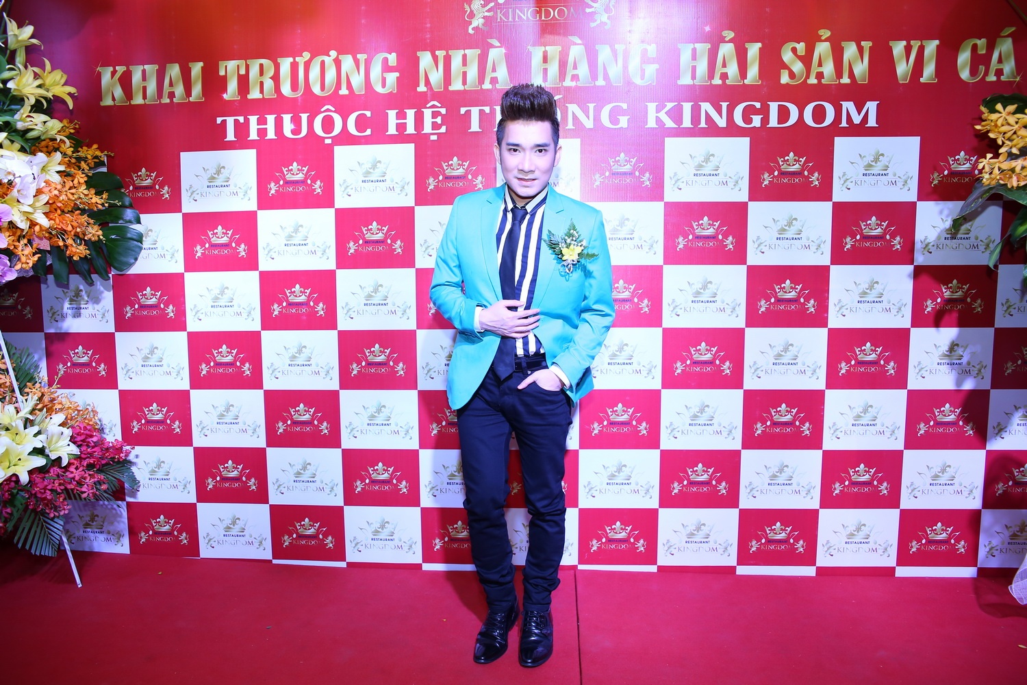 Quang Ha banh bao tham du su kien hinh anh