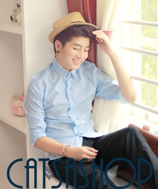 Bạn muốn có một set đồ thật đơn giản, nhưng cũng long lanh không kém gì những anh chàng Hàn Quốc. Hãy để Catsashop mang đến cho bạn một vài lựa chọn.